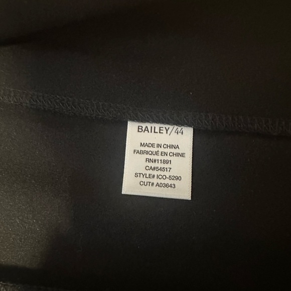 Bailey 44 Black Women's Blazer Size Small - Picture 6 of 9